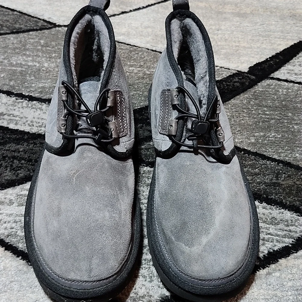 UGG NEUMEL GHILLIE GRAY SUEDE SHEEPSKIN ELASTIC LACES EMBOSSED LOGO SHOES